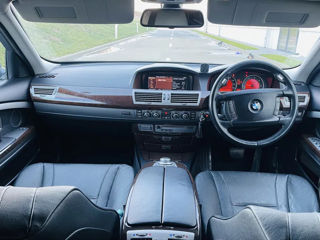 BMW 7 Series foto 6