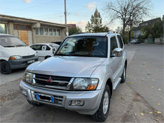 Mitsubishi Pajero foto 7