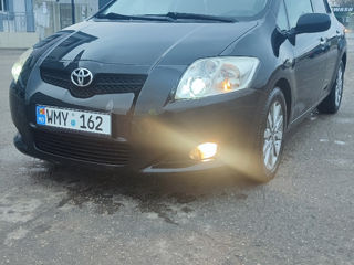 Toyota Auris foto 2