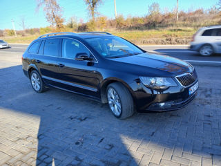 Skoda Superb foto 3