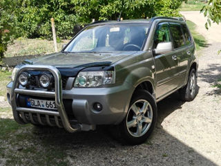 Nissan X-Trail foto 3