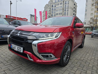 Mitsubishi Outlander foto 3