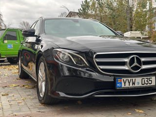 Mercedes E-Class foto 1