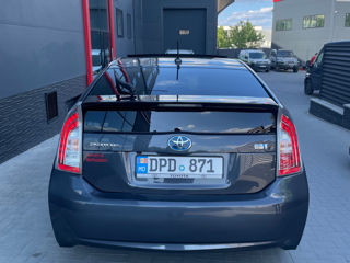 Toyota Prius foto 2