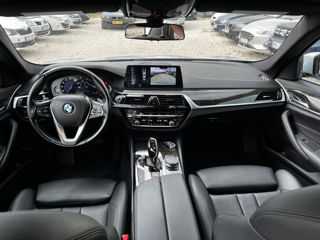 BMW 5 Series foto 8