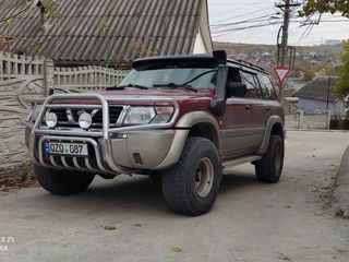 Nissan Patrol foto 10