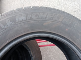 235 65 R16C Michelin Agilis de vara  foto 5