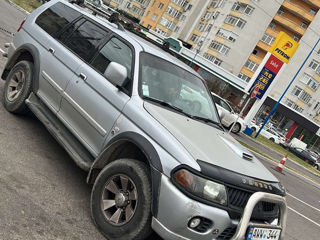 Mitsubishi Pajero Sport foto 8