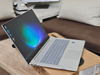 Ca NOU! HP ENVY 17 4k (i7-13Gen, ram 32Gb, SSD 1Tb) Garantie foto 3