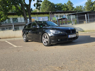 BMW 5 Series foto 1