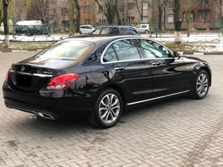 Mercedes C-Class foto 4