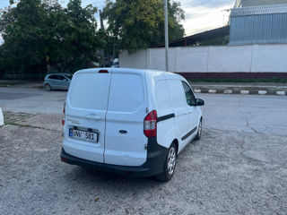 Ford Tourneo Courier foto 7