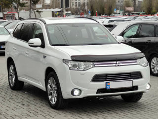 Mitsubishi Outlander foto 4