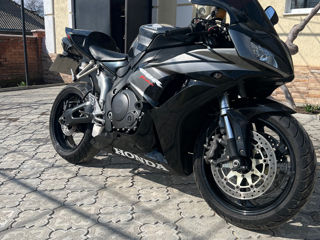 Honda CBR 1000 foto 1