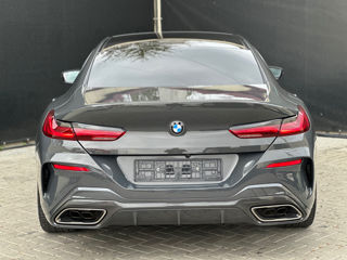 BMW 8 Series foto 5