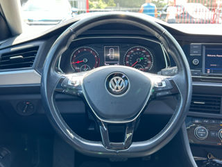 Volkswagen Jetta foto 12