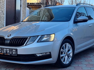 Skoda Octavia foto 2