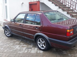 Volkswagen Jetta foto 1