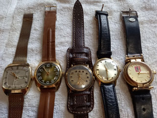 В продаже оригинальные коллекционные часы.
