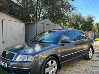 Skoda Superb foto 4