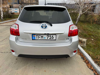 Toyota Auris foto 2