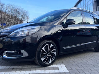 Renault Grand Scenic foto 3