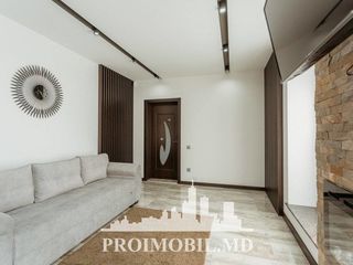 Chirie casă, com. Gratiești, 2 camere+living, 1000 euro! foto 7