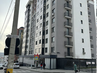 Apartament cu 3 camere, 108 m², Buiucani, Chișinău