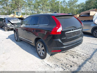 Volvo XC60 foto 2