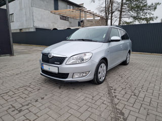 Skoda Fabia foto 2