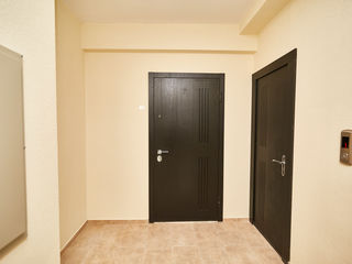 Apartament spațios cu 3 odăi, etajul 1, suprafața 82.80 m2, prețul  760 €/m2 foto 11
