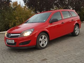 Opel Astra foto 1