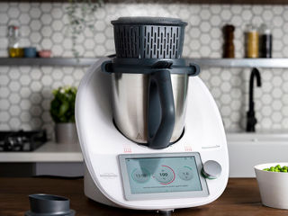 Robot de bucatarie Thermomix TM6 2023, 20 functii, Ecran tactil, Alb/Negru + Dublu Vas Cadou foto 3