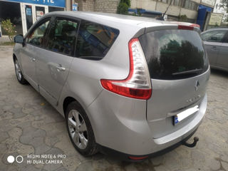 Renault Grand Scenic foto 3