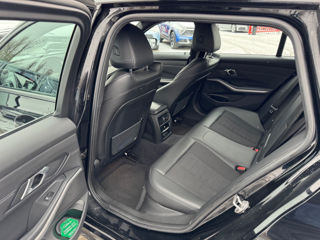 BMW 3 Series foto 17