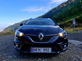 Renault Megane foto 2