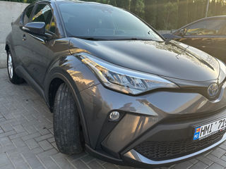 Toyota C-HR foto 4