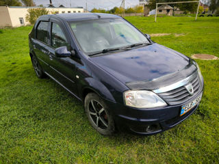 Dacia Logan foto 4