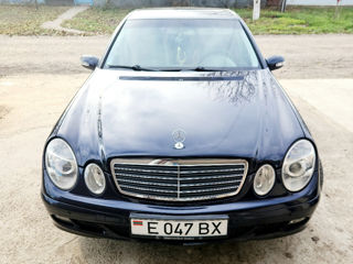 Mercedes E-Class foto 3