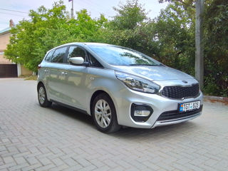 KIA Carens фото 5