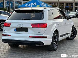 Audi Q7 фото 5