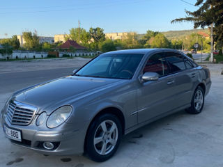 Mercedes E-Class foto 8