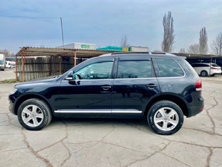 Volkswagen Touareg foto 6