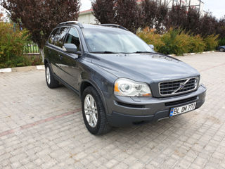 Volvo XC90 foto 1