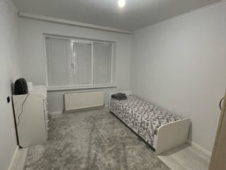 Apartament cu 3 camere, 70 m², Centru, Rezina foto 5