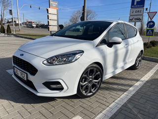 Ford Fiesta фото 2