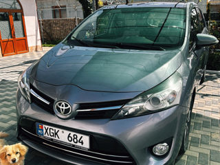 Toyota Verso foto 1