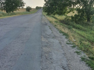 Teren or. Orhei, prima linie, la traseu. ( Suprafața: 1 ha) foto 2