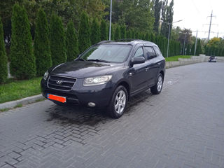 Hyundai Santa FE foto 1