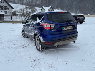 Ford Kuga foto 6